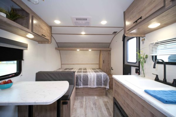 5 Person Travel Trailer (2024)